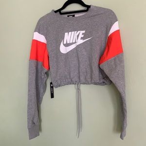 Nike cropped sweatshirt
